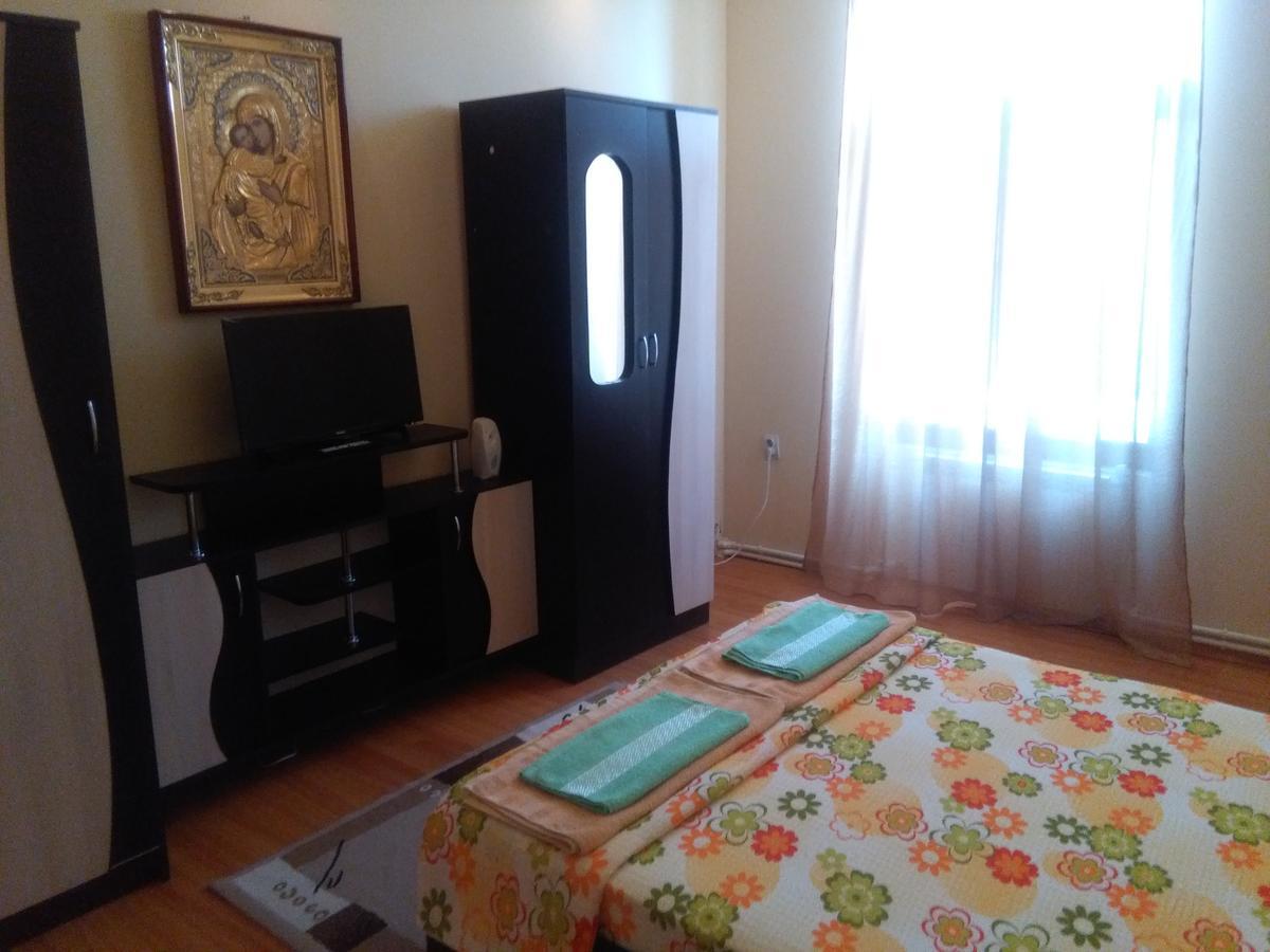 Haţeg Casa Ovi Si Simo酒店 外观 照片